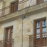 Casa De Piedra Centrica. *