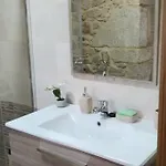 Nyaraló Casa De Piedra Centrica.