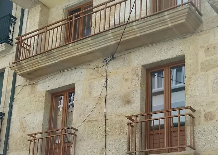 Casa De Piedra Centrica. *